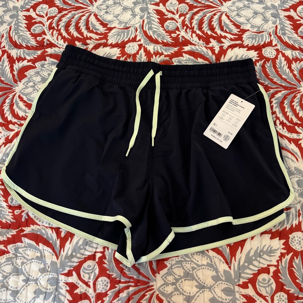 Athleta High Rise Weekender Stripe Run Short
